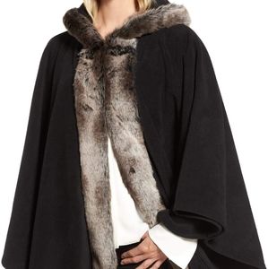 Parkhurst 'Olivia' fleece and faux fur cape